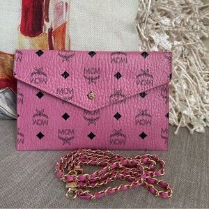 MCM GWP VIP Envelope Clutch Pink w/unbranded Chain⭐️LiKE NEW⭐️💯AuThEnTiC